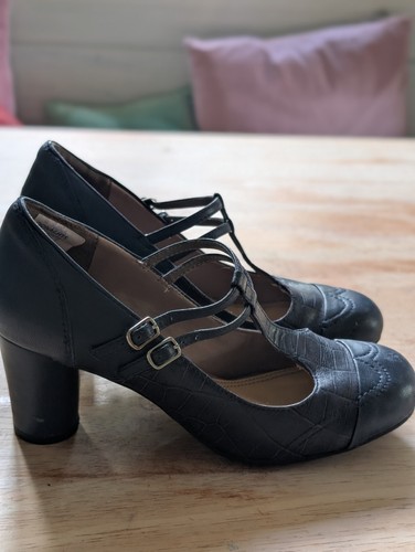 Brand new never worn hush - brand,