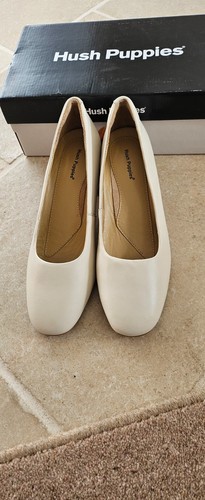 Ladies hush puppies - hush, cream